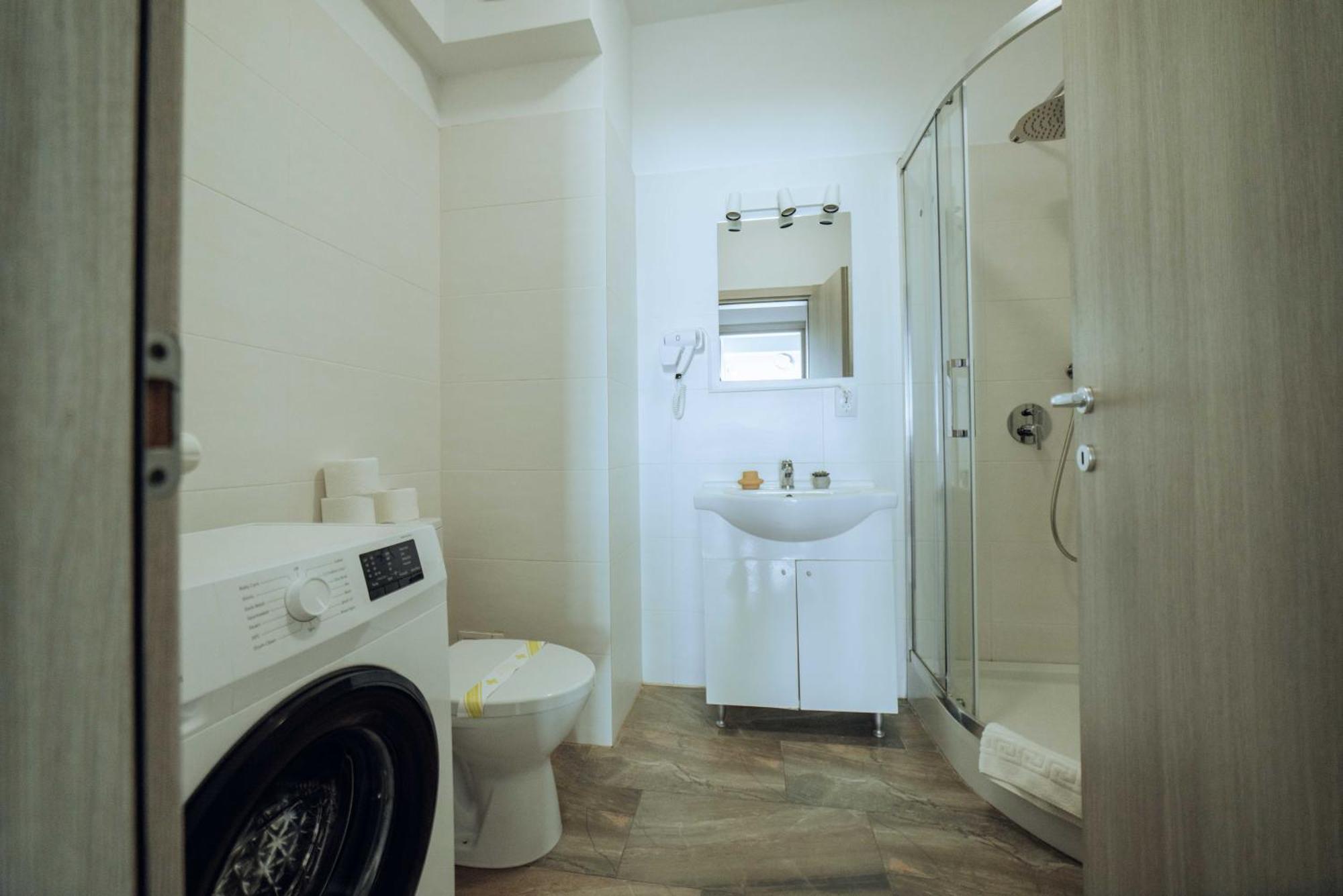 Cozy Apartments - One Residence Iasi Bagian luar foto