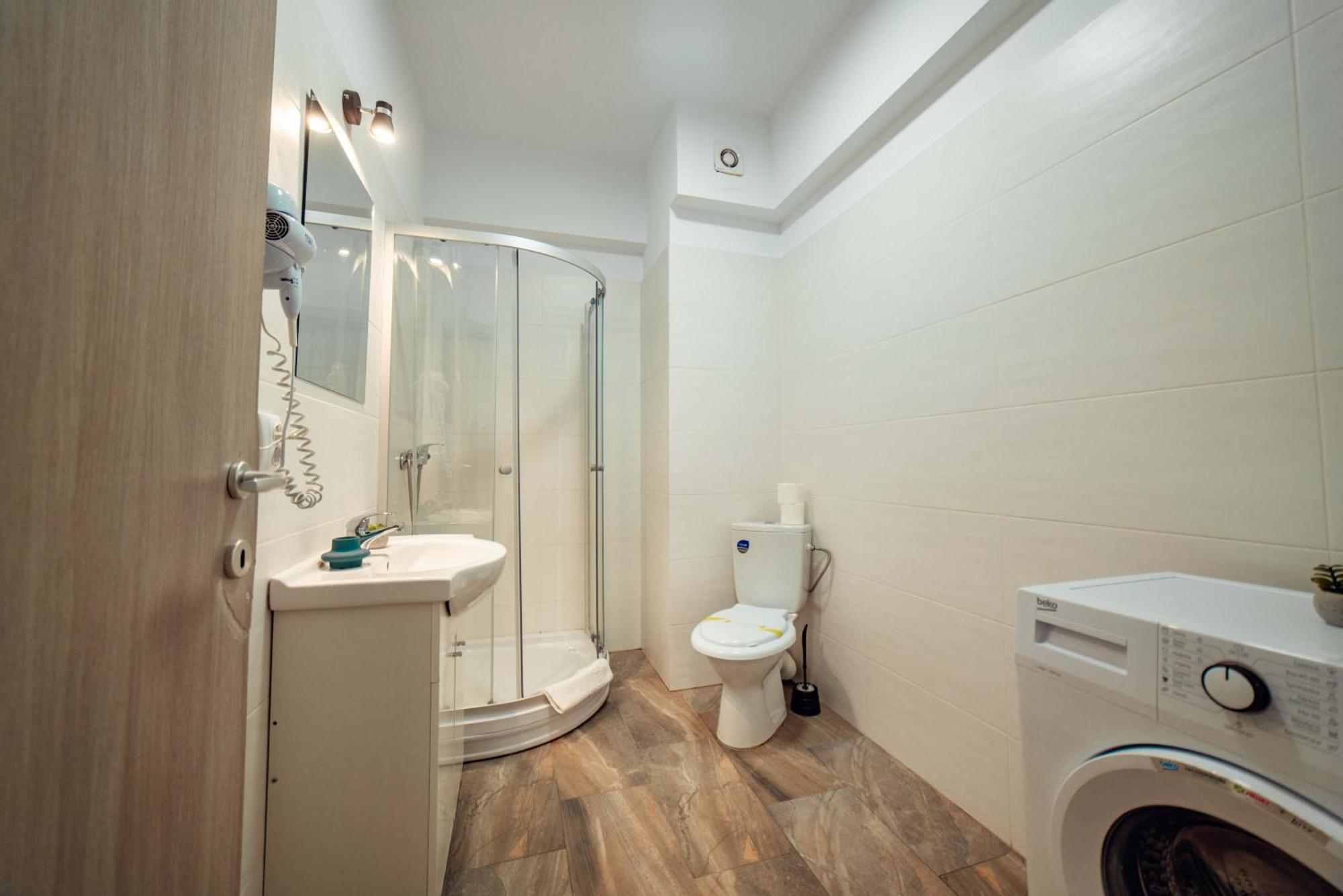 Cozy Apartments - One Residence Iasi Bagian luar foto